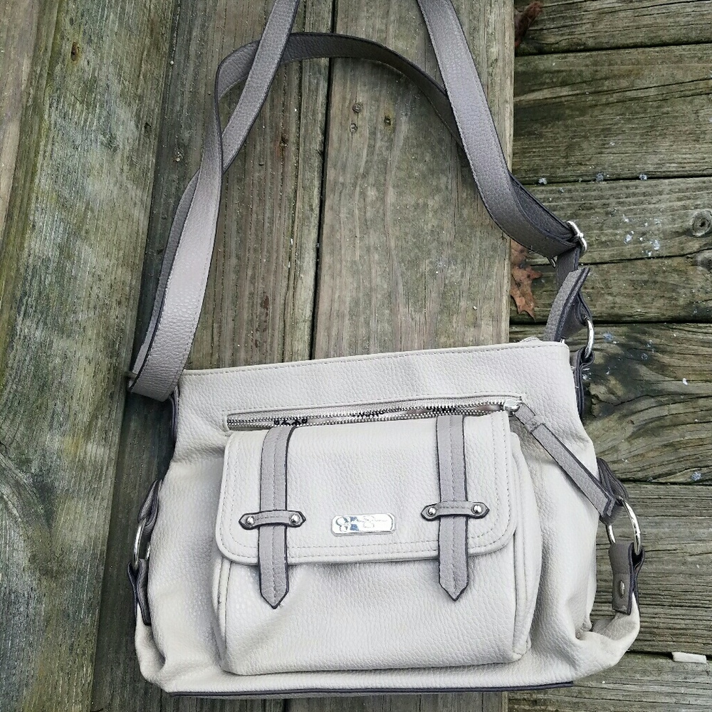 Jessica Simpson handbag